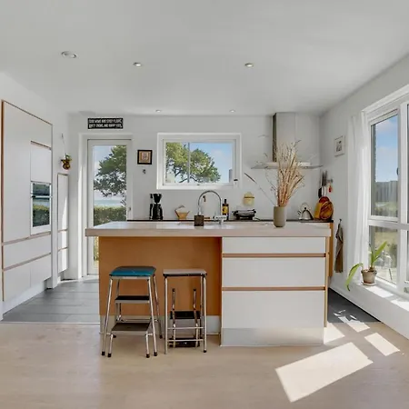 Cozy Home In Hejls With House Sea View Casa de Férias *