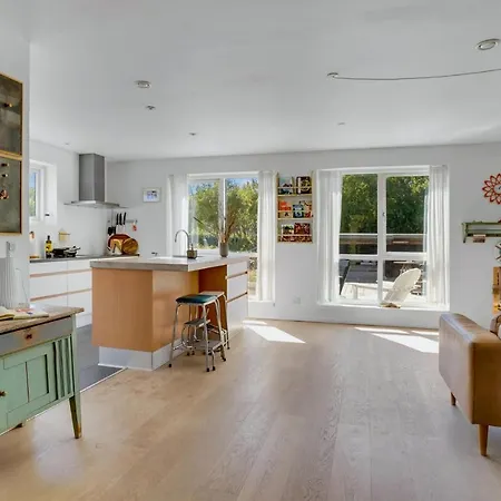 Casa de Férias Cozy Home In Hejls With House Sea View Hejls