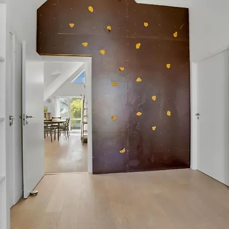 Cozy Home In Hejls With House Sea View Hejls